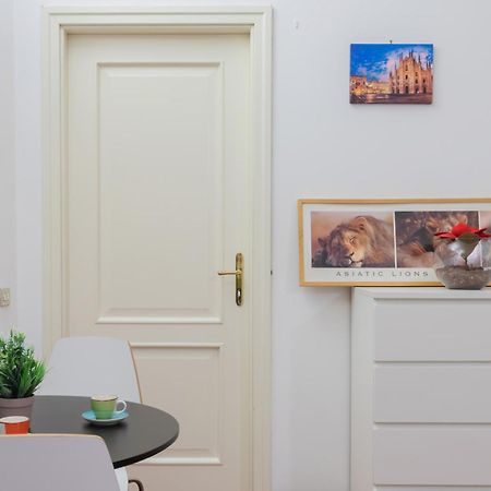 Sanzio City Escape - 15Min From Duomo Lägenhet Milano Exteriör bild